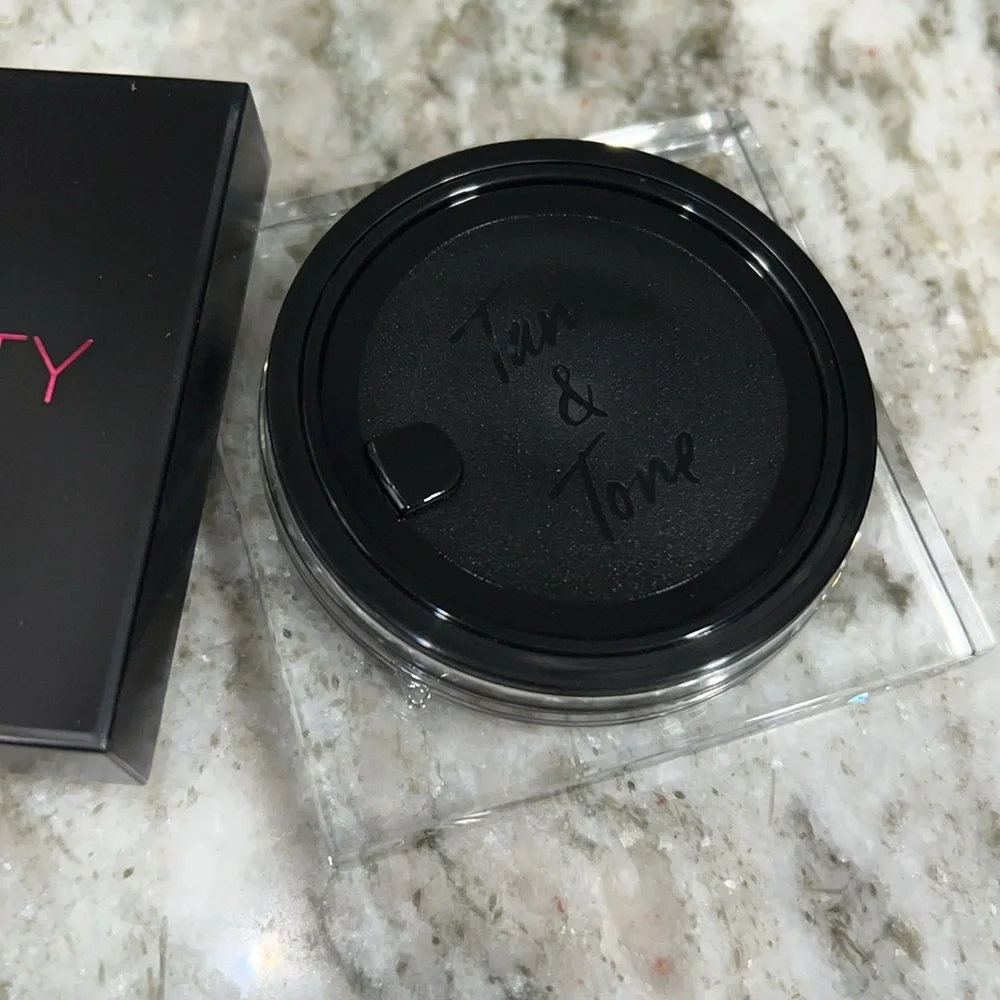 NIB - HUDA BEAUTY - TANTOUR Contour & Bronzer Cream - RICH